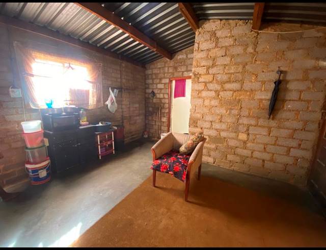2 BEDROOM HOUSE FOR SALE IN PALM RIDGE
